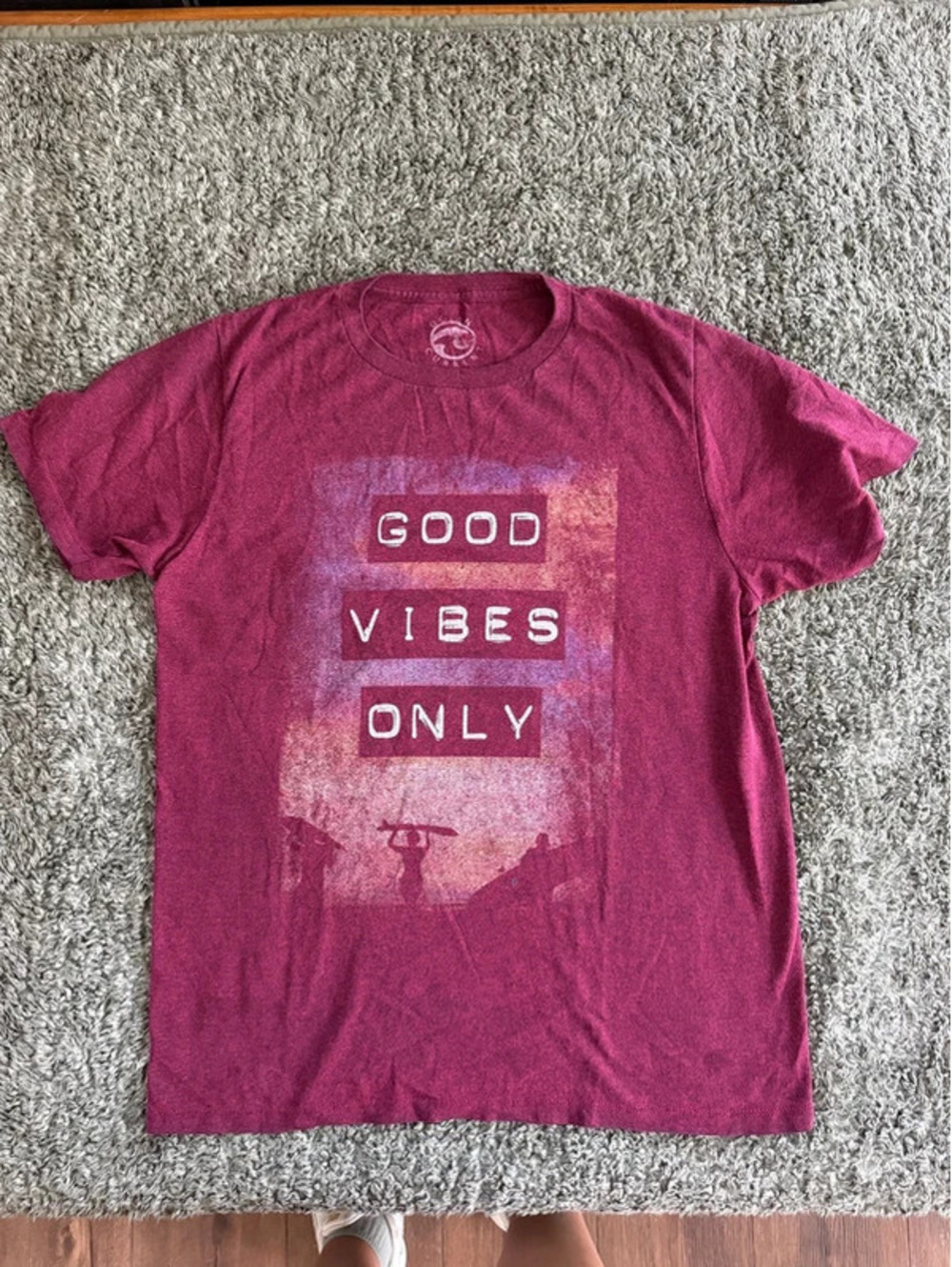 Ocean Current XL Maroon 'Good Vibes Only' Graphic T-Shirt